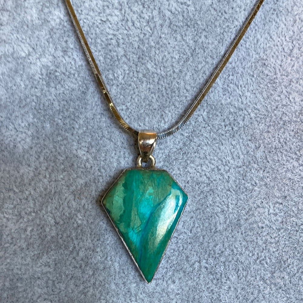 Silver Pendant Necklace with Turquoise Green Gemstone